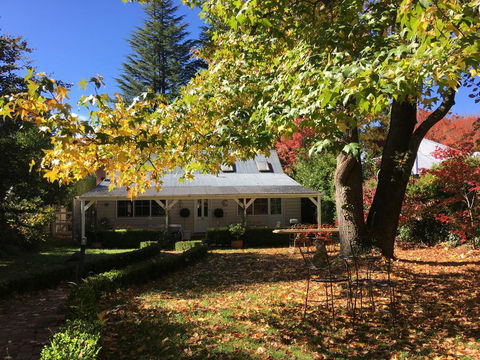 Endellion - Accommodation Main Beach 1