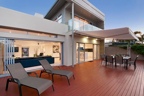 Endless Summer - Accommodation Main Beach 3