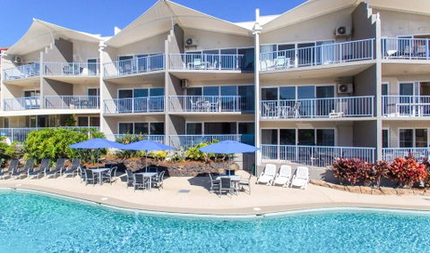 Endless Summer Resort - Accommodation Main Beach 1