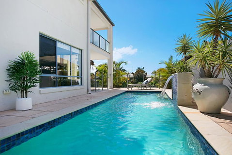 Escape To The Coast - Accommodation Main Beach 1