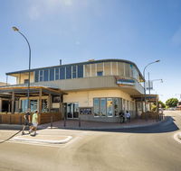 Esplanade Hotel Adelaide - Accommodation Main Beach