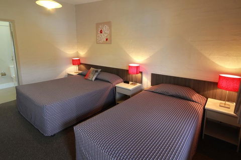 Everton Park Hotel - Accommodation Main Beach 0
