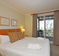 Executive 1 bedroom Spa Villa located within Cypress Lakes Resort - Accommodation Main Beach
