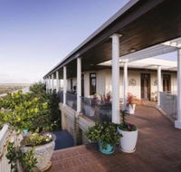 Fairway Manor Accomodation - Accommodation Main Beach