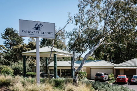 Fairways Resort - Accommodation Main Beach 1