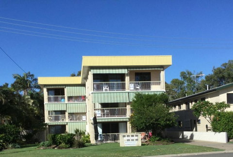 First Floor Unit With Waterviews From Your Balcony! - Accommodation Main Beach 0