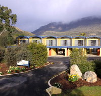 Five Clematis Views - Accommodation Main Beach