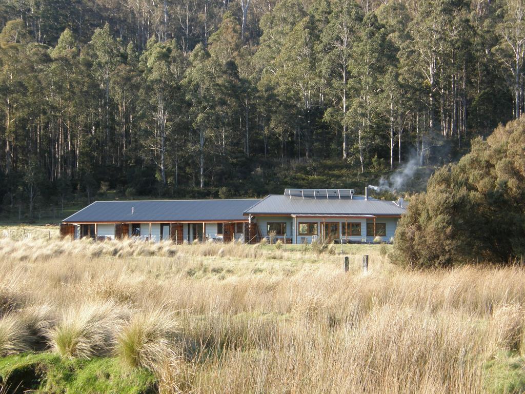 Jackeys Marsh TAS Accommodation Main Beach