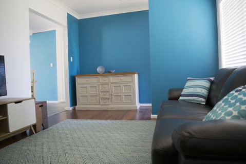 Fossickers Cottages - Accommodation Main Beach 1