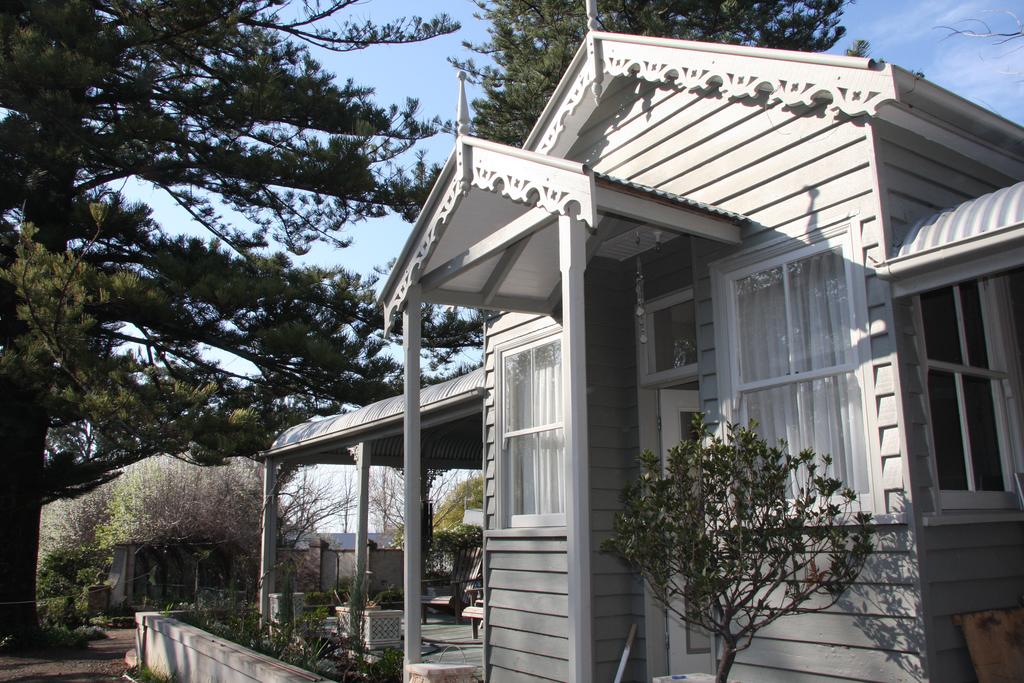 Tinpot ACT Accommodation Main Beach