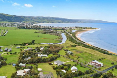 GALBRAITH BEACH STUDIO 3 - Accommodation Main Beach 2