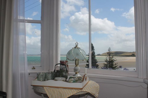 Gardenia House - Accommodation Main Beach 2