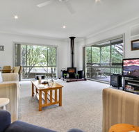 Garnet House - Accommodation Main Beach