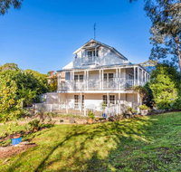 Gather at 65 Main in Hepburn Springs - Accommodation Main Beach