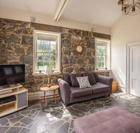 Georgia - Accommodation Main Beach