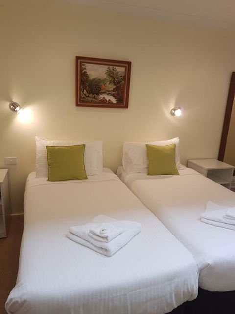 Getaway Inn Boutique Guest House - Accommodation Main Beach 3