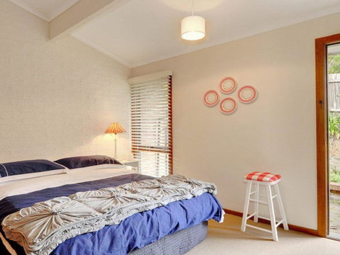Gibraltar Getaway - Cute, Comfortable & Close To Town - Accommodation Main Beach 3