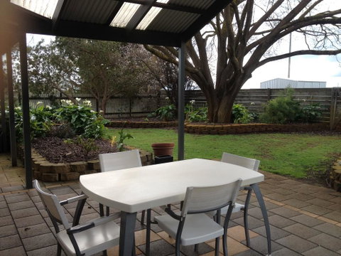 Girraween House - Accommodation Main Beach 2