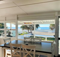 Golden Sands at Beachmere - Accommodation Main Beach