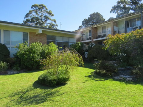 Golfview Lodge - Accommodation Main Beach 2