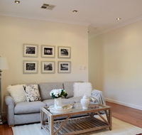 Gorgeous Row Terrace near Sydney Harbour Bridge - Accommodation Main Beach