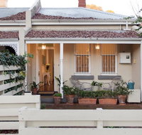 Gorgeous Subiaco cottage - Accommodation Main Beach