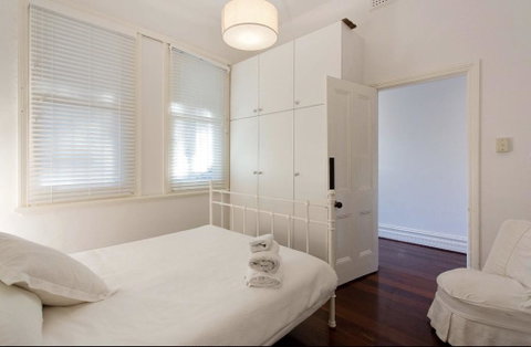 Gorgeous Subiaco Cottage - Accommodation Main Beach 3