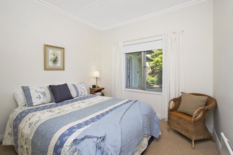 GOWAN ROSS COTTAGE - Accommodation Main Beach 3
