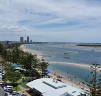 Grand Hotel Apartments Gold Coast by owner - Accommodation Main Beach