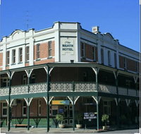 Grand Neath Hotel - Accommodation Main Beach