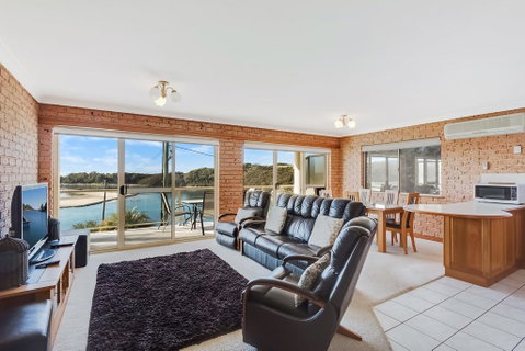 Grand Pacific 2 Unit 2 - Accommodation Main Beach 0