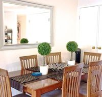 Great for families.Pool  kitchen - Accommodation Main Beach