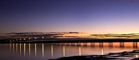 Great Location Close To Waterfront, Shops, Restaurants And Cafes. - Accommodation Main Beach 2