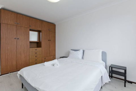 Great Location Unit Near South Perth & City & Zoo - Accommodation Main Beach 1