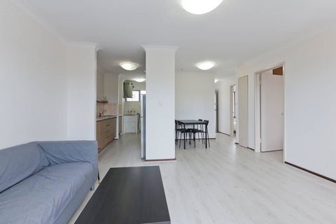 Great Location Unit Near South Perth & City & Zoo - Accommodation Main Beach 3