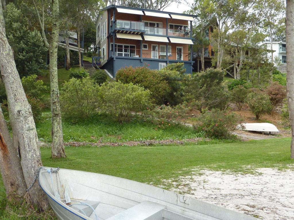 Tiona NSW Accommodation Main Beach