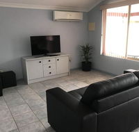 Guesthouse on Dolphin - Accommodation Main Beach