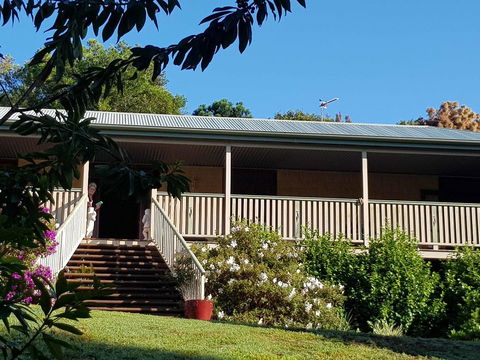 Gumtree House Montville - Accommodation Main Beach 2