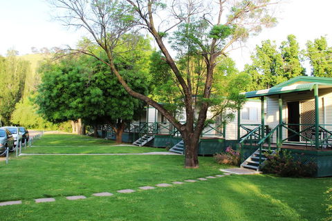 Gundagai Cabins & Tourist Park - Accommodation Main Beach 0