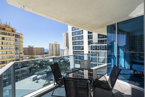 H-Residences - GCLR - Accommodation Main Beach 2