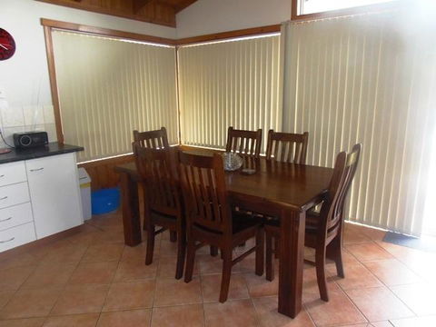 Halls Gap Valley Spa Lodges - Accommodation Main Beach 3