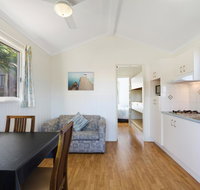 Harbour Lights Tourist Park - Accommodation Main Beach