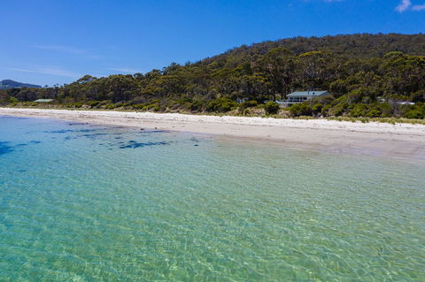 Harpers On The Beach - Accommodation Main Beach 1