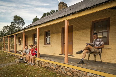 Hartley Historic Cottages - Accommodation Main Beach 1