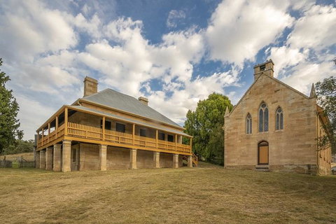 Hartley Historic Cottages - Accommodation Main Beach 0
