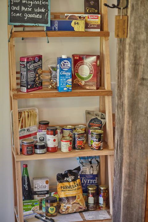 Herons Rise Vineyard Accommodation - Accommodation Main Beach 3