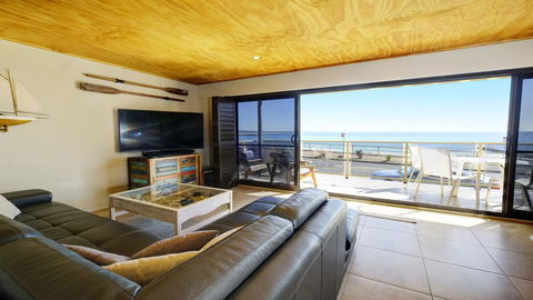 Hibiscus Court 3 - Forster Main Beach! - Accommodation Main Beach 0
