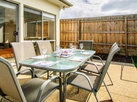 High Tide - Accommodation Main Beach 2