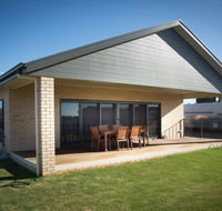 Highview on Victoria Coffin Bay - Accommodation Main Beach