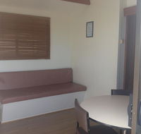 Hillcrest Tourist Park - Accommodation Main Beach